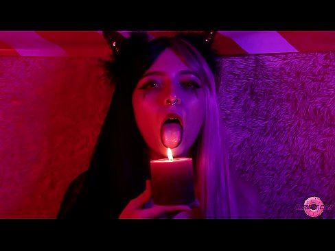 ❤️ Passionerad Blowjob från sexig succubus med munfyllning ❤ Sexvideo at us